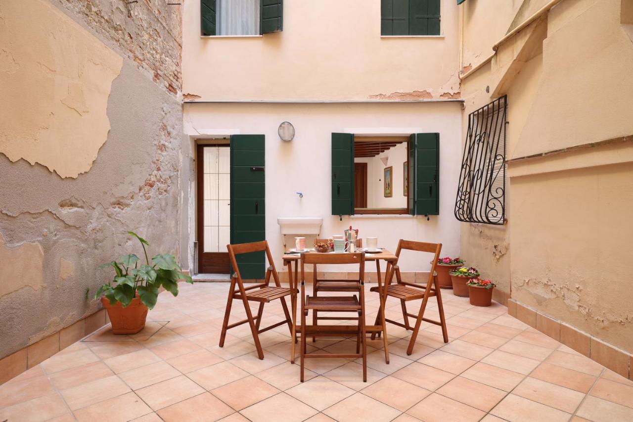 Ca Giardini Apartments In Biennale By Bricola Apartments ヴェネツィア エクステリア 写真