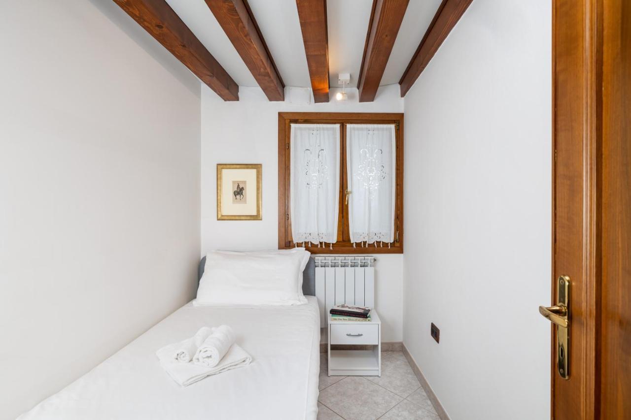 Ca Giardini Apartments In Biennale By Bricola Apartments ヴェネツィア エクステリア 写真